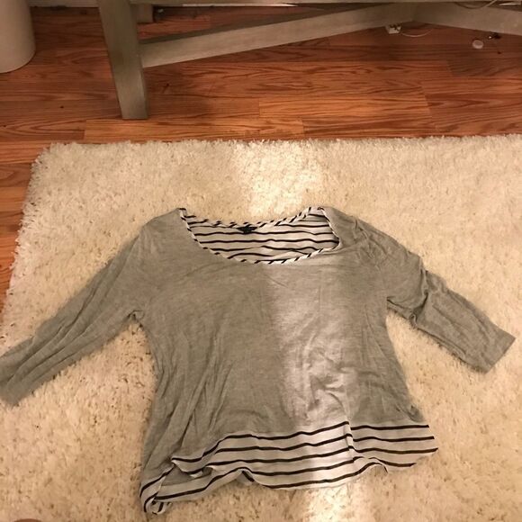 🎈Lightweight Ann Taylor Blouse M🎈🎈🎈🎈Clearance!2/$15-3/$25 - Picture 2 of 3